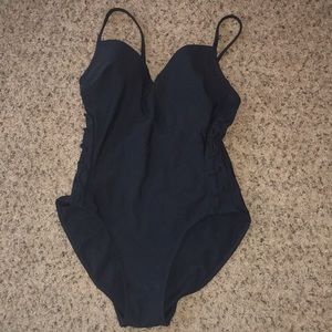 Women’s swimwear